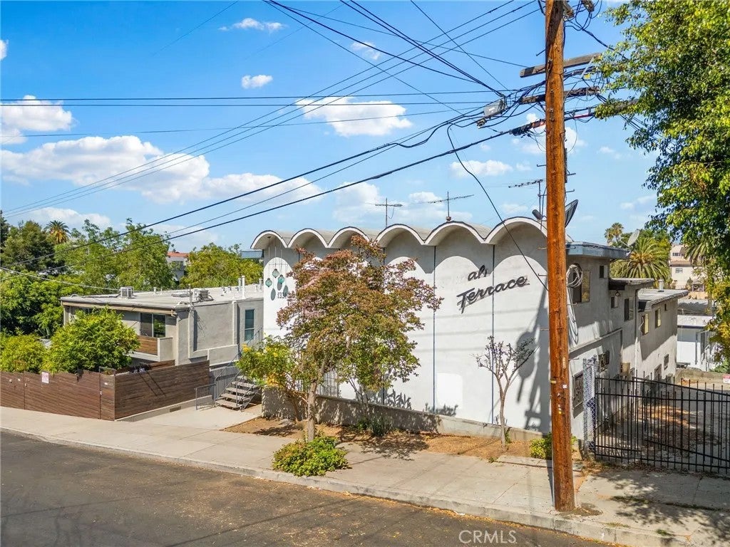 1331 Sutherland