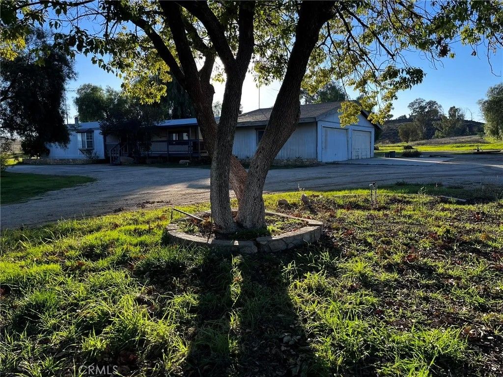 Photo of 33045 Briggs Road, Menifee, CA 92584 (MLS # SW25270889)