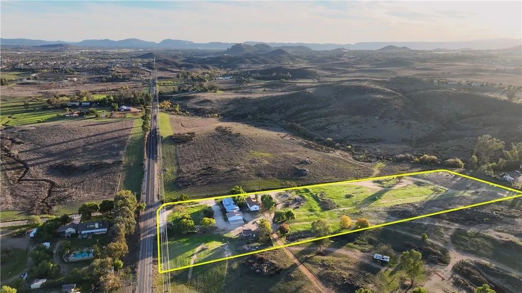 Photo of 33045 Briggs Road, Menifee, CA 92584 (MLS # SW25270889)