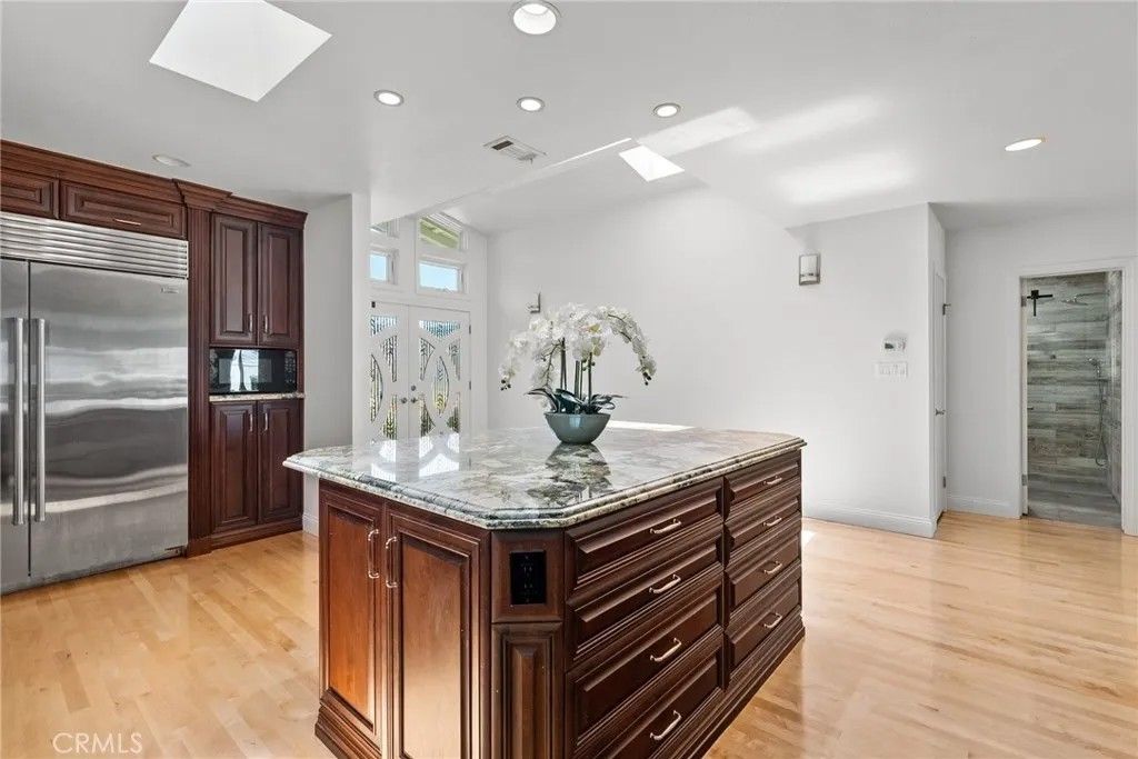 Photo of 321 Via San Sebastian, Redondo Beach, CA 90277 (MLS # SB26089820)