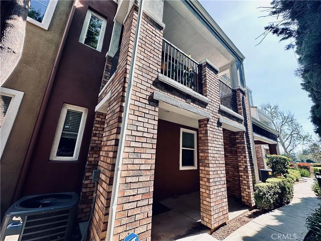 Photo of 525 N. CHARDONNAY Dr, Covina, CA 91723 (MLS # CV26057662)