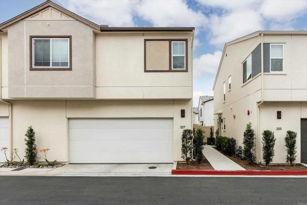 Photo of 227 Canopy Trails Place, Fallbrook, CA 92028 (MLS # NDP2601576)