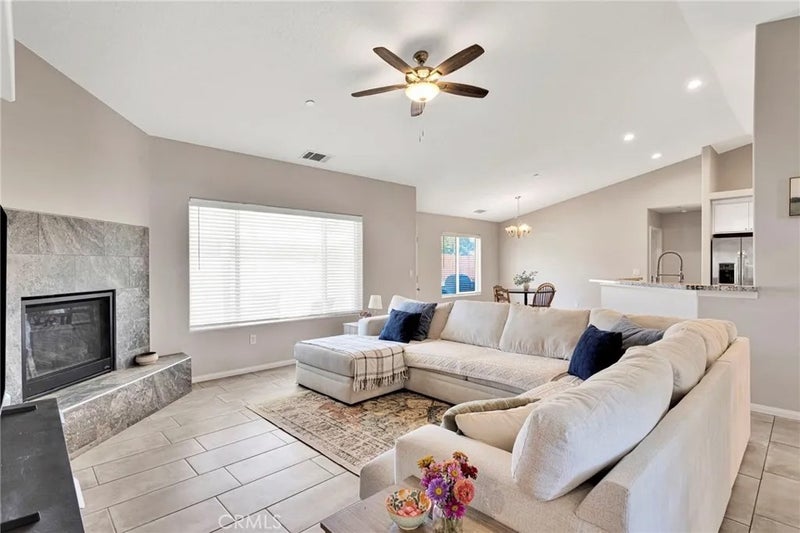 17889 Sycamore