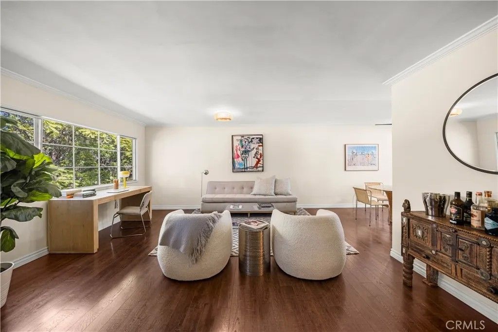 Photo of 5150 Village Grn, Los Angeles, CA 90016 (MLS # OC26043668)