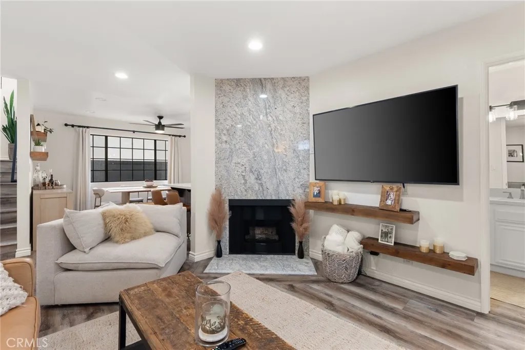 4345 W 154th 3