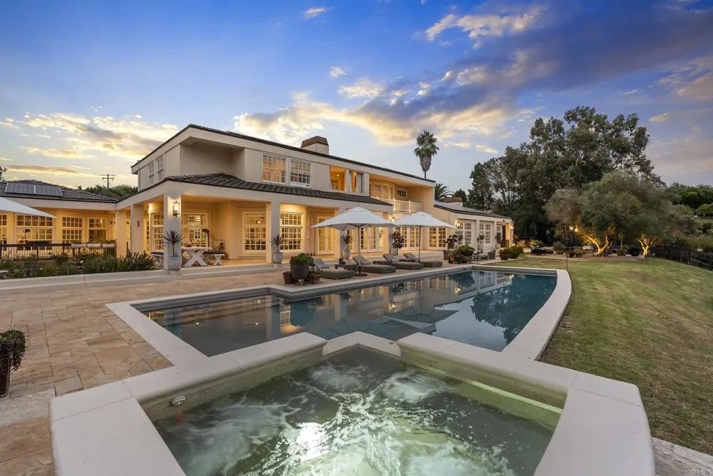 Photo of 17309 Via de Fortuna, Rancho Santa Fe, CA 92067 (MLS # NDP2509084)