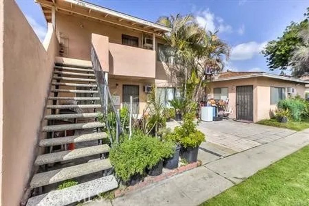 Photo of 2580 Hayes Dr, La Verne, CA 91750 (MLS # CV26064417)