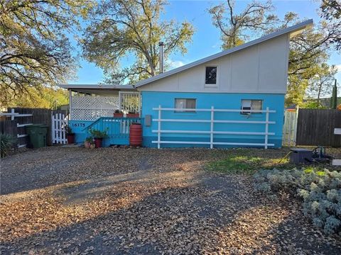 Photo of 16175 29th Ave, Clearlake, CA 95422 (MLS # LC25253340) Photo of 16175 29th Ave, Clearlake, CA 95422 (MLS # LC25253340)