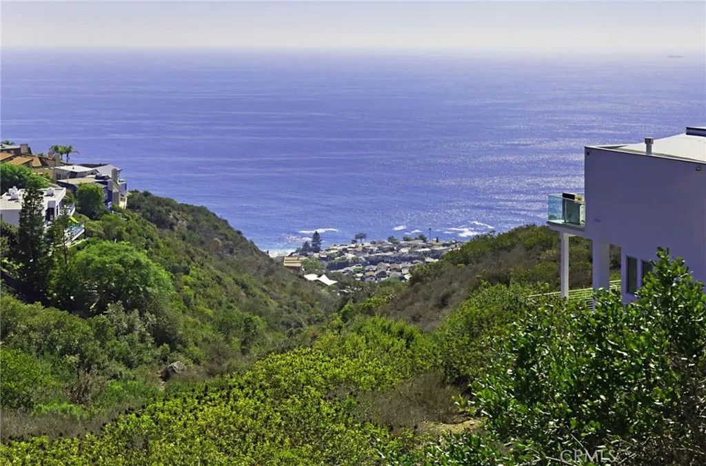 Photo of 749 Marlin Drive, Laguna Beach, CA 92651 (MLS # LG25272193)