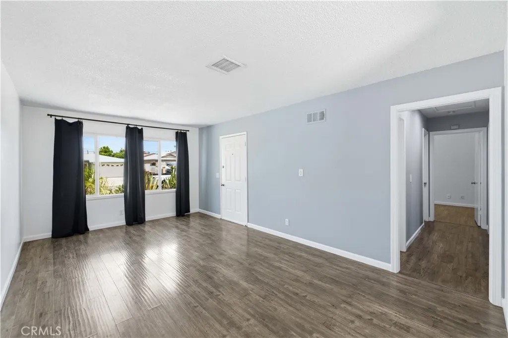 37521 Larkin