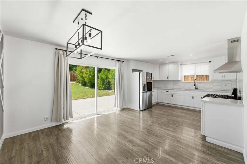 37521 Larkin