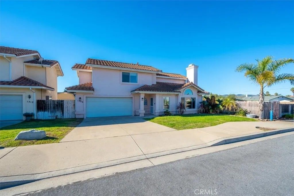 Photo of 1306 Avenida Pelicanos, Oceano, CA 93445 (MLS # PI25273983)