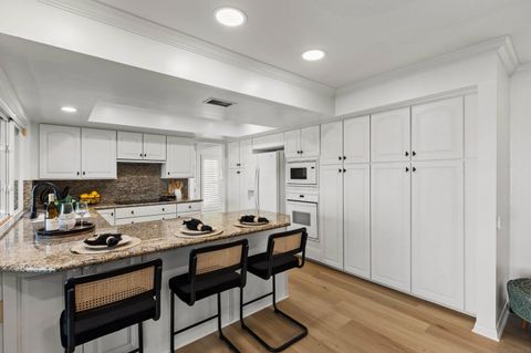 Tiny photo for 6615 Ridge Manor Ave, San Diego, CA 92120 (MLS # 250045147)