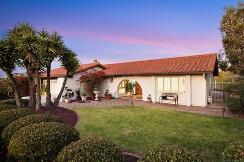 Tiny photo for 6615 Ridge Manor Ave, San Diego, CA 92120 (MLS # 250045147)