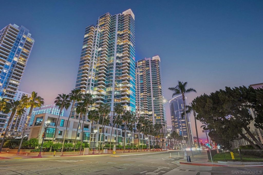 Photo of 1199 Pacific Hwy #1506, San Diego, CA 92101 (MLS # 260004975)