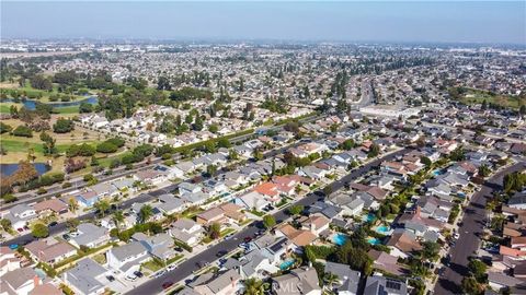 Tiny photo for 4260 Dogwood Ave, Seal Beach, CA 90740 (MLS # PW25194210)