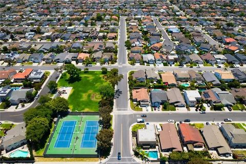Tiny photo for 4260 Dogwood Ave, Seal Beach, CA 90740 (MLS # PW25194210)