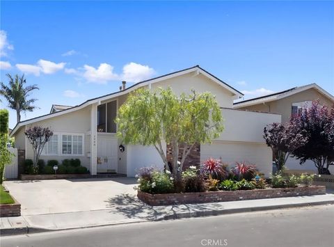 Photo of 4260 Dogwood Ave, Seal Beach, CA 90740 (MLS # PW25194210)