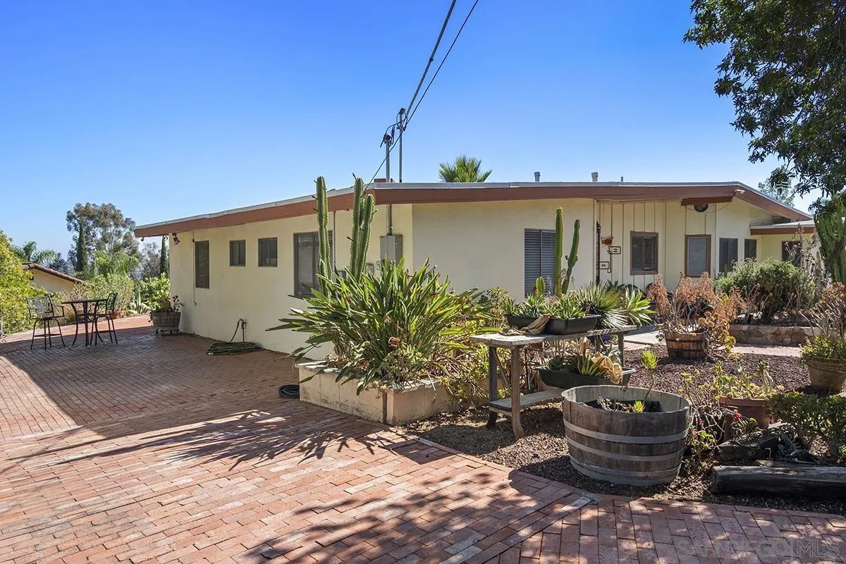 4310 Resmar Rd.