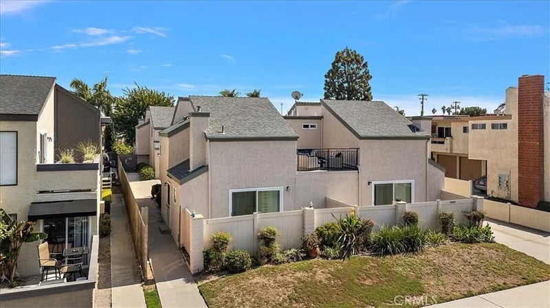 16692 Dolores