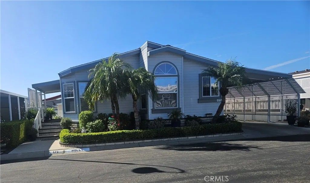 Photo of 14851 Jeffrey Rd #171, Irvine, CA 92618 (MLS # DW26092796)