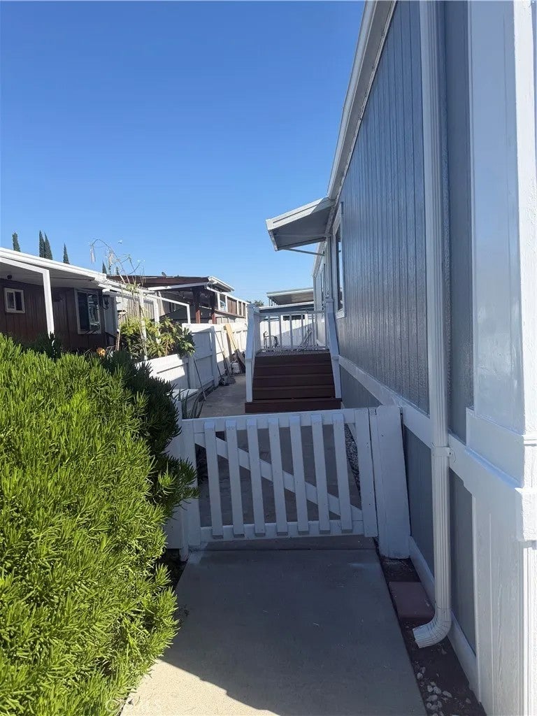 12861 West St 143