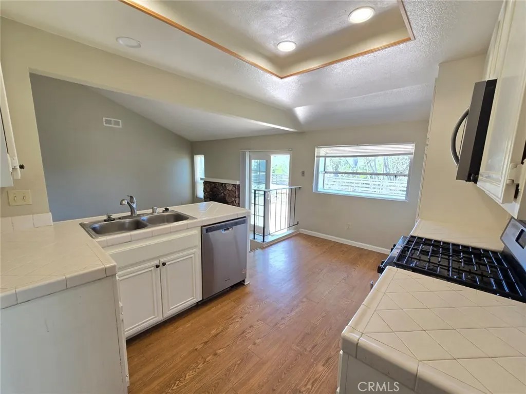 10504 Strathmore Drive