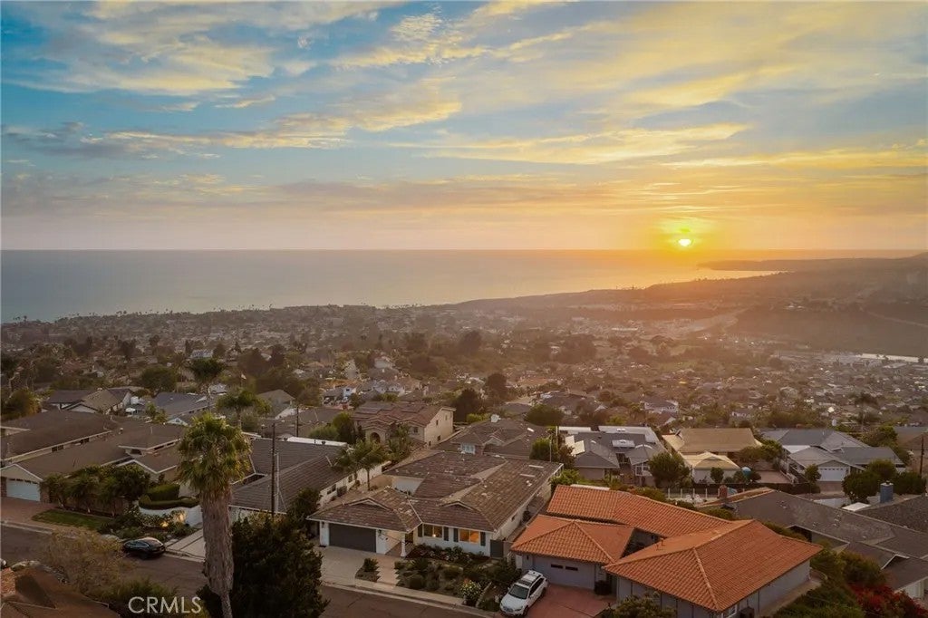 609 Avenida Teresa
