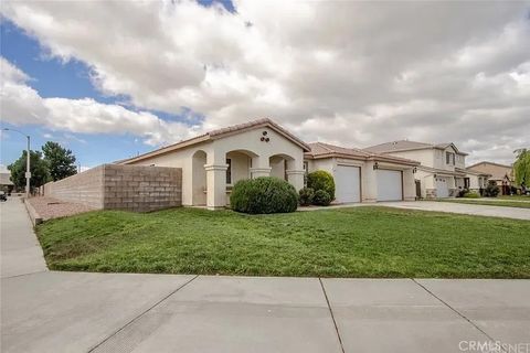 Photo of 1554 Granville Way, Lancaster, CA 93535 (MLS # SR26057396)