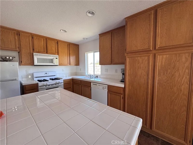 1554 Granville