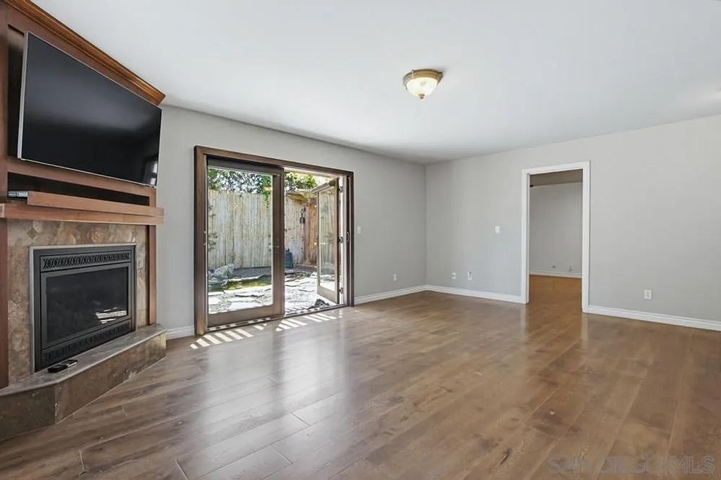 Photo of 545 Bonair Way, La Jolla, CA 92037 (MLS # 260009955)