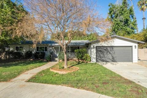 Tiny photo for 4620 Panchoy Drive, La Mesa, CA 91941 (MLS # PTP2507719)
