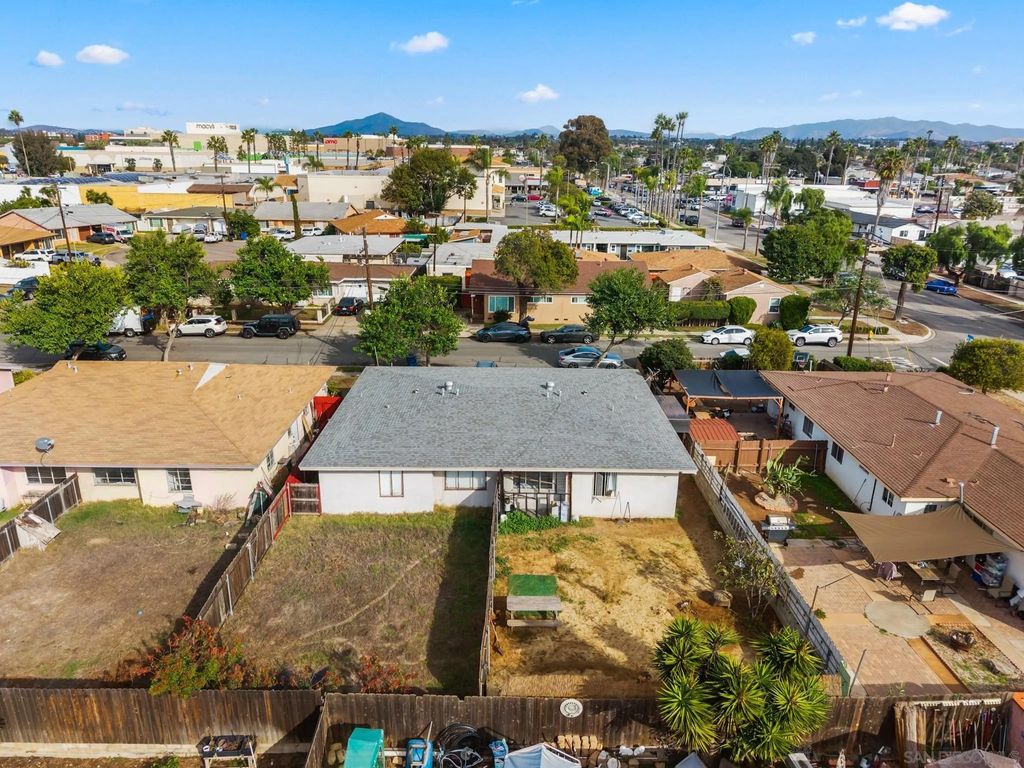 Photo of 590-92 Madison Ave, Chula Vista, CA 91910 (MLS # 250044266)