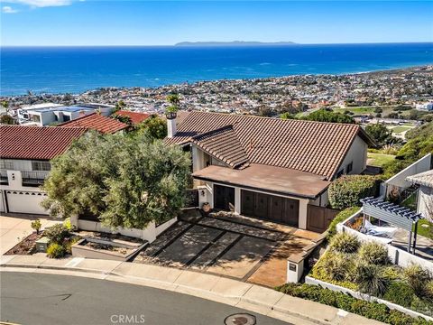 Photo of 643 Vista Valinda, San Clemente, CA 92672 (MLS # OC25273319)