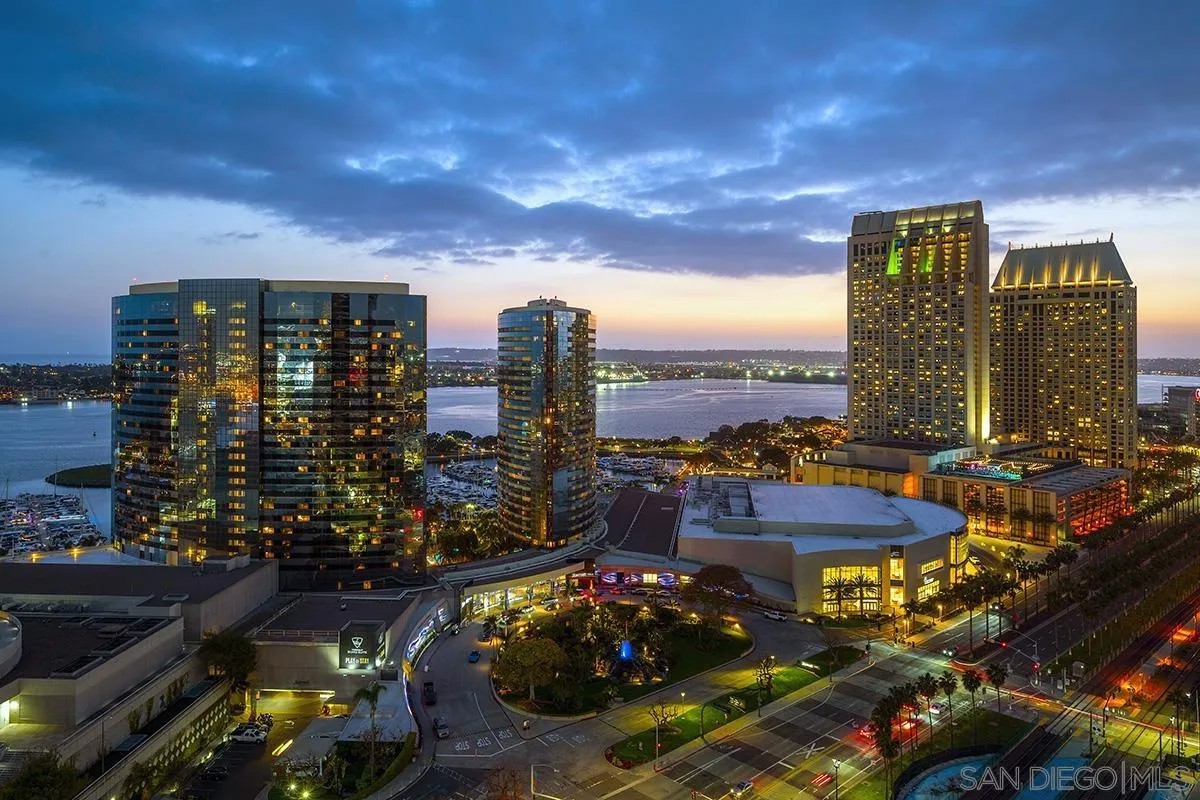 100 Harbor Drive 2404