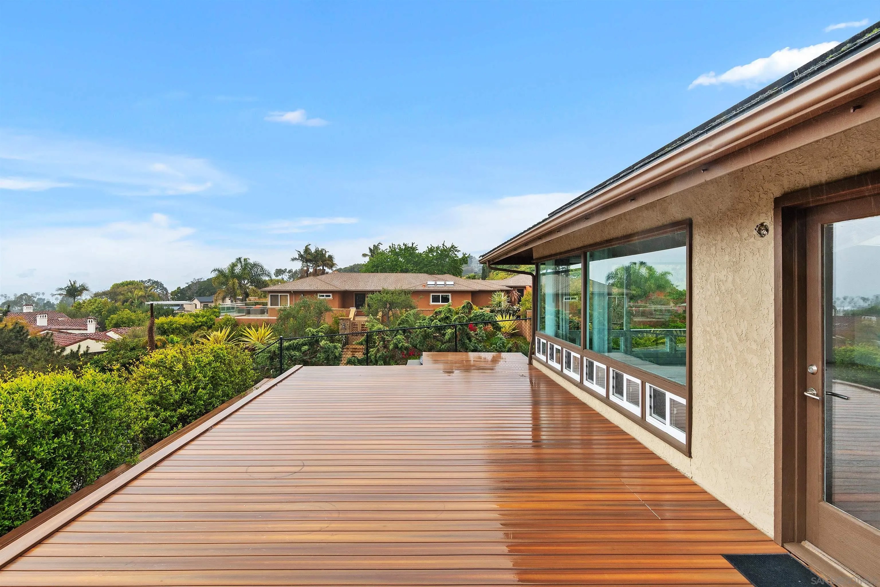 2435 Paseo Dorado