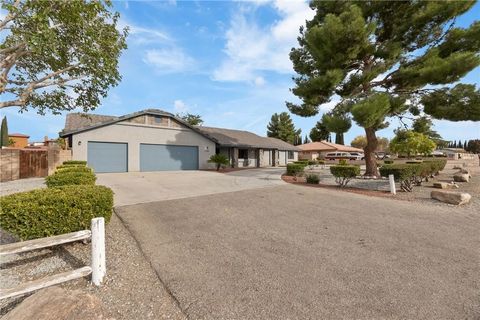 Tiny photo for 13441 Rincon Rd, Apple Valley, CA 92308 (MLS # HD25258397)