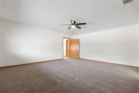 Tiny photo for 13441 Rincon Rd, Apple Valley, CA 92308 (MLS # HD25258397)