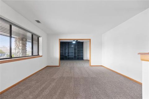 Tiny photo for 13441 Rincon Rd, Apple Valley, CA 92308 (MLS # HD25258397)