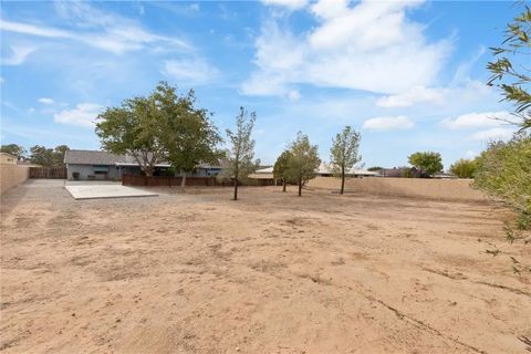 Tiny photo for 13441 Rincon Rd, Apple Valley, CA 92308 (MLS # HD25258397)