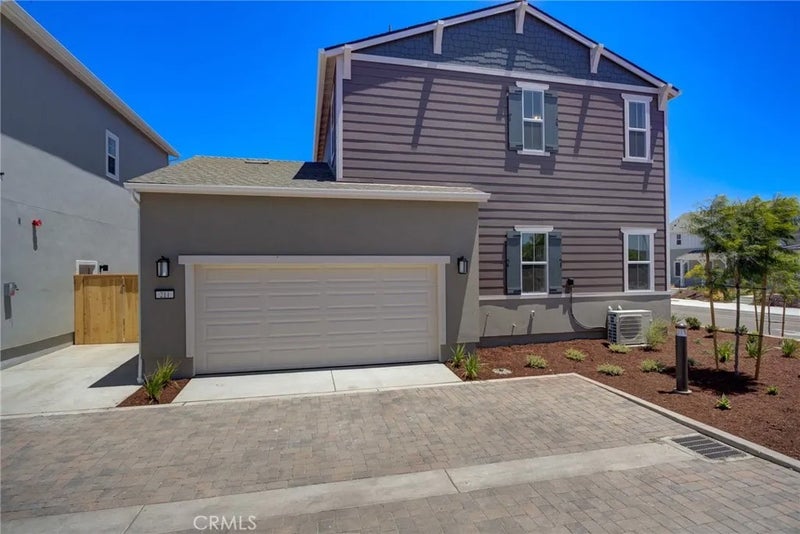 211 Kitty Hawk Court