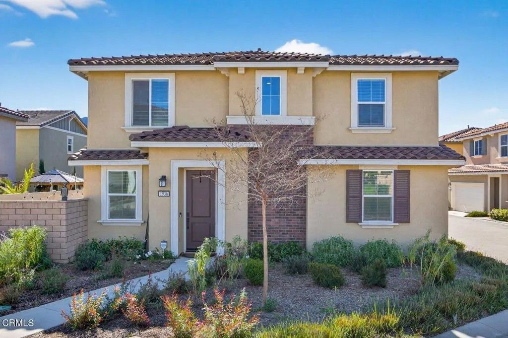 Photo of 1936 Tangelo Way, Santa Paula, CA 93060 (MLS # V1-34872)