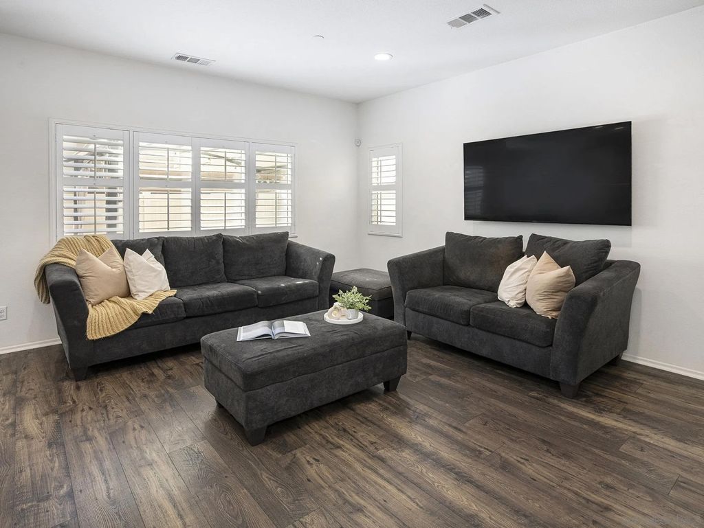 Photo of 35406 Brown Galloway Ln, Fallbrook, CA 92028 (MLS # 250042452)