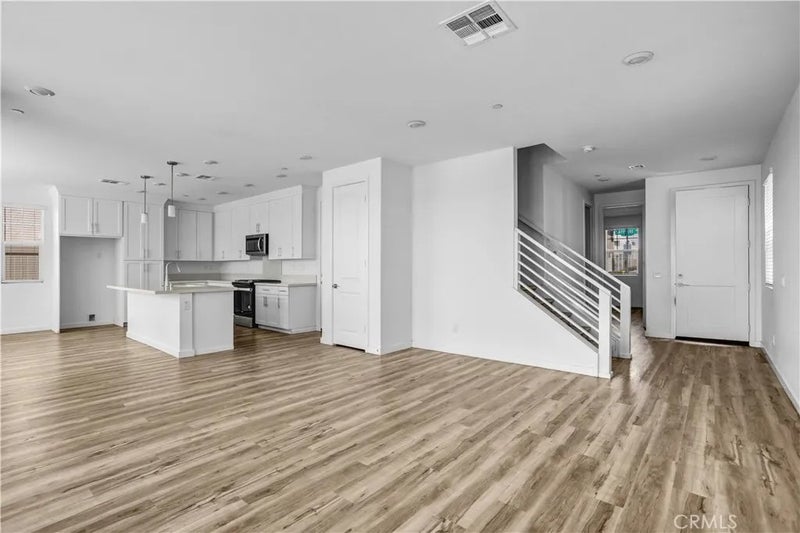 2860 Sapphire Rd
