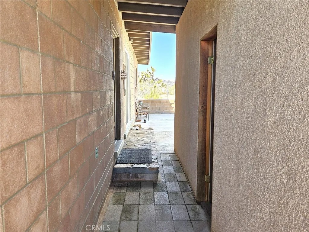 57492 Onaga Trail