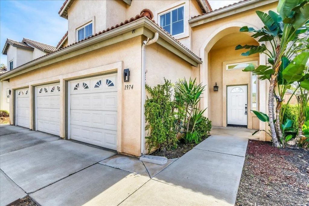 Photo of 1974 Olivia Gln, Escondido, CA 92025 (MLS # 260006310)