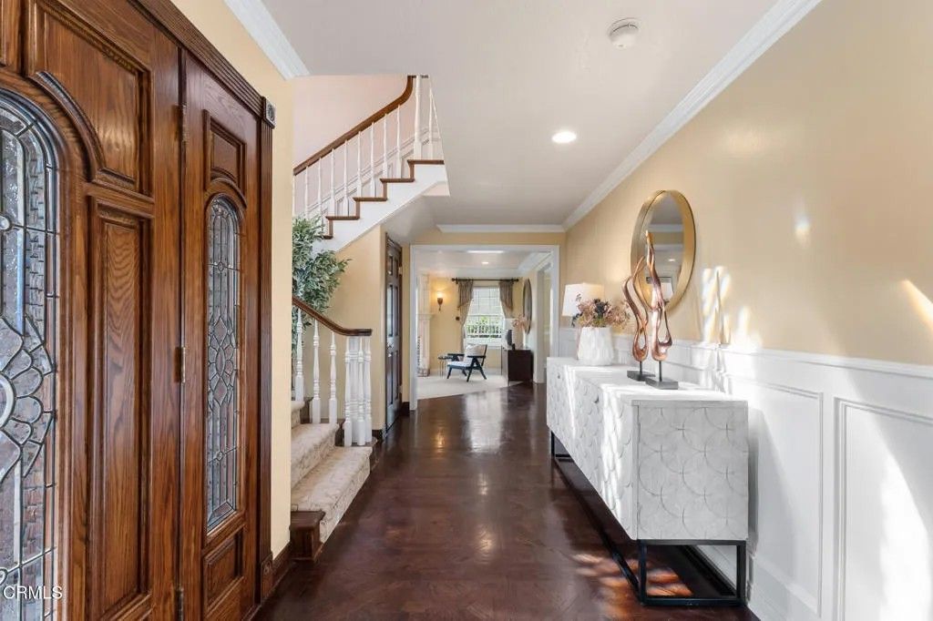 Photo of 2233 Valiant Street, Glendora, CA 91741 (MLS # P1-25533)