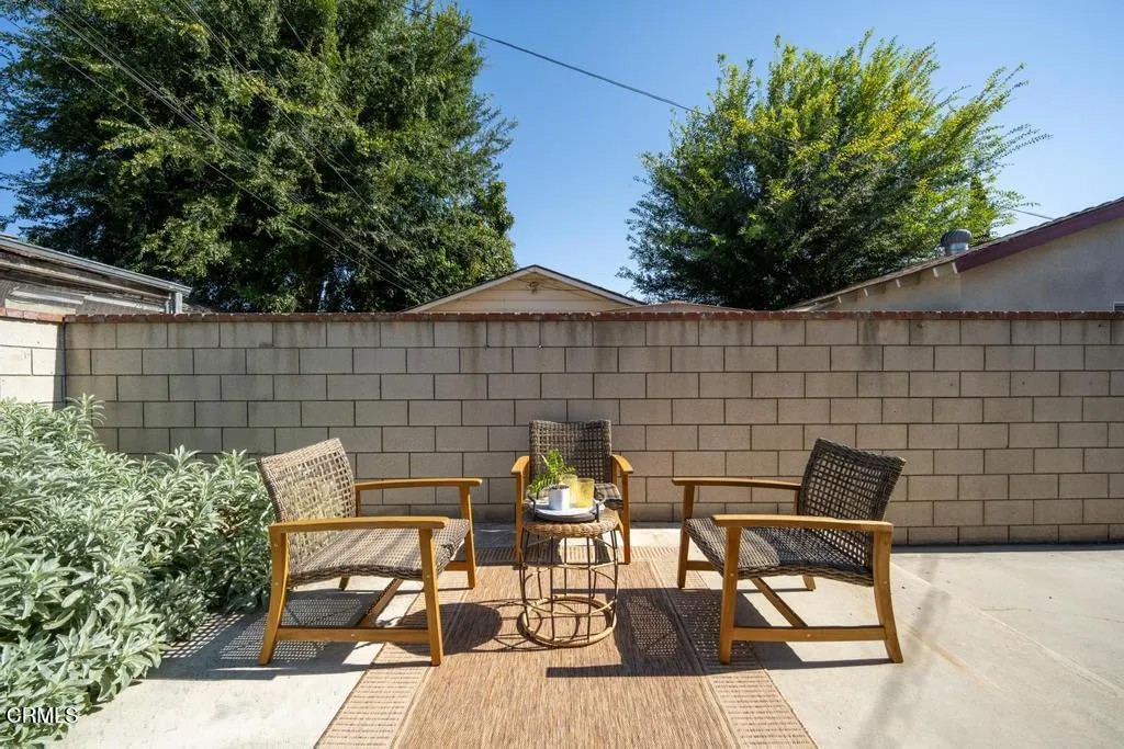 11433 Hallwood Drive