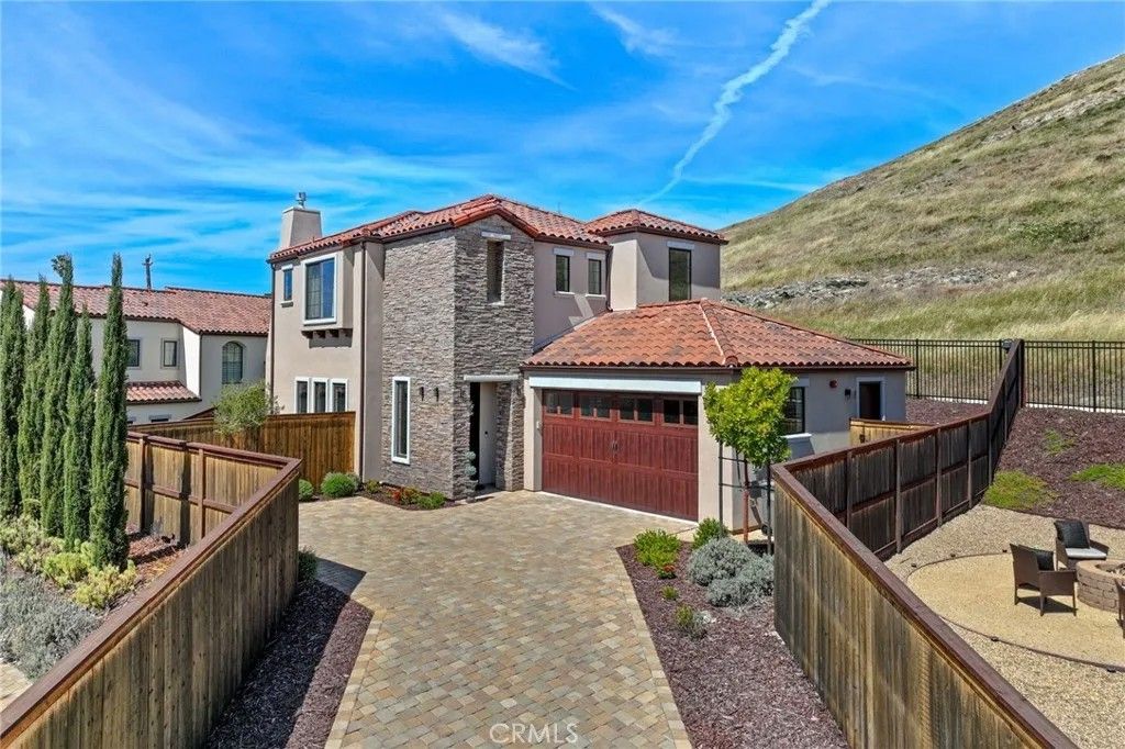 Photo of 3003 Arezzo Drive, San Luis Obispo, CA 93401 (MLS # SC26066681)