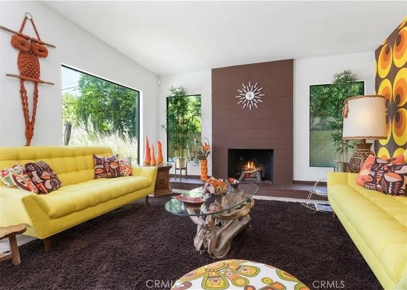 2233 N Cardillo